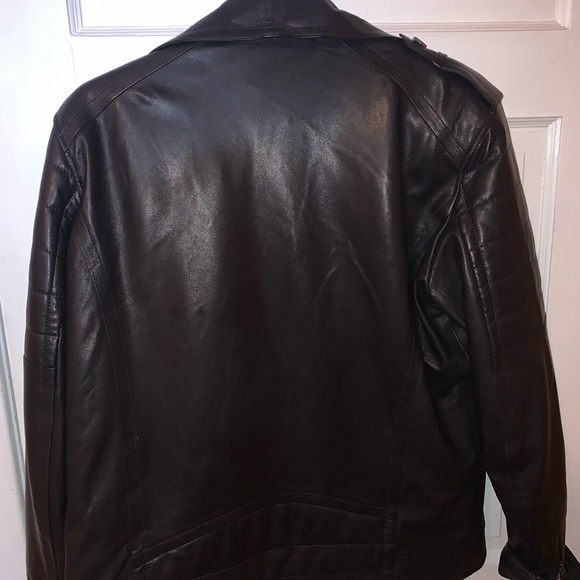 leather jacket - Picture 2 of 2
